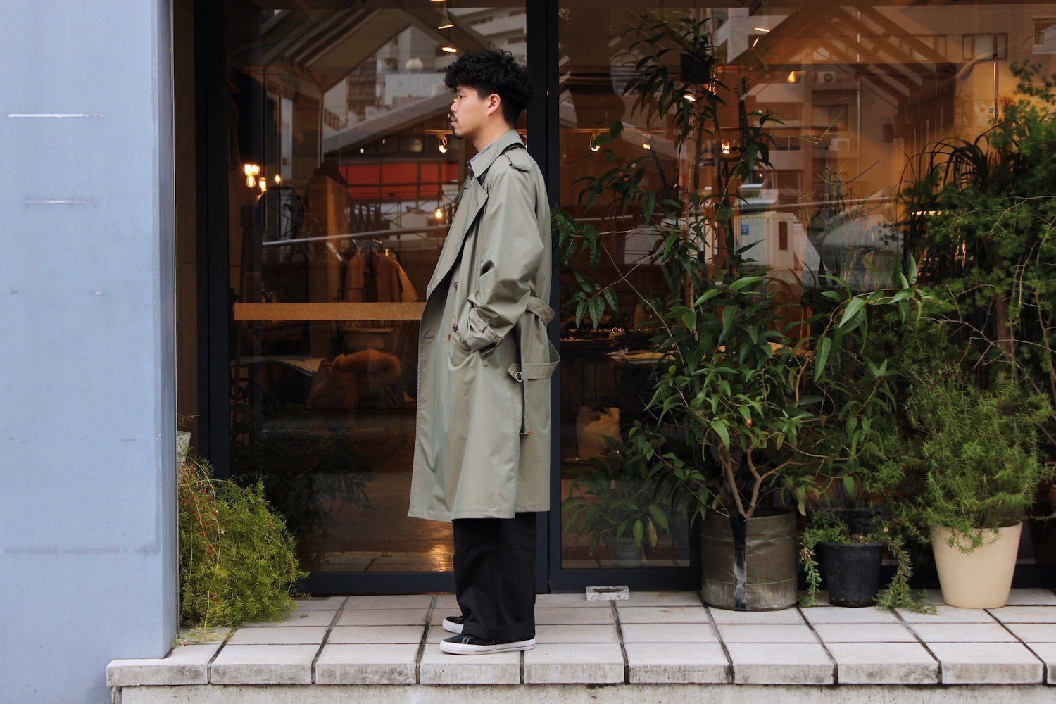 AURALEE - FINX POLYESTER BIG TRENCH COAT: VIOLA STELLA men's blog