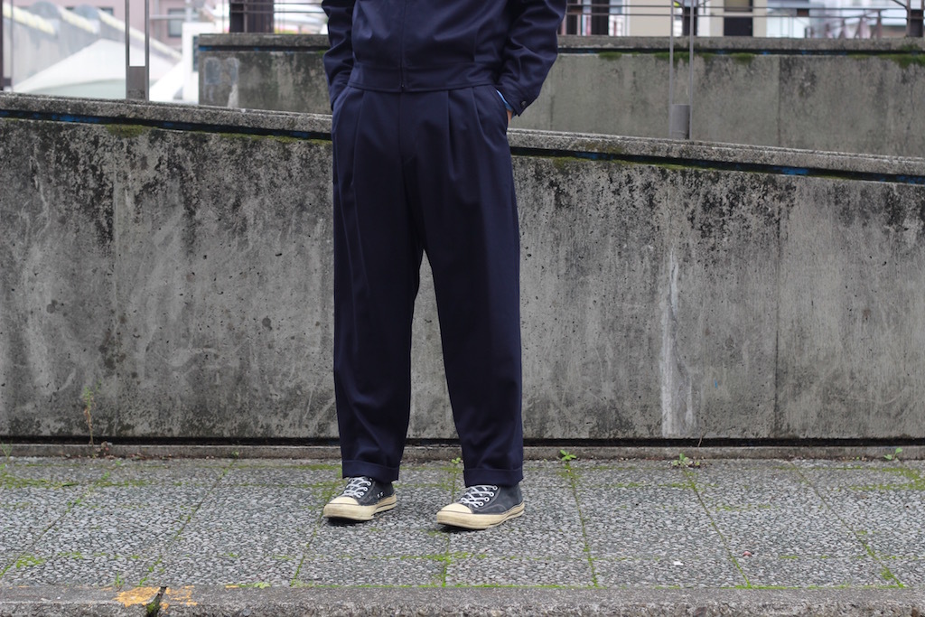 COMOLI - ZIPブルゾン & バックストラップパンツ: VIOLA STELLA men's blog