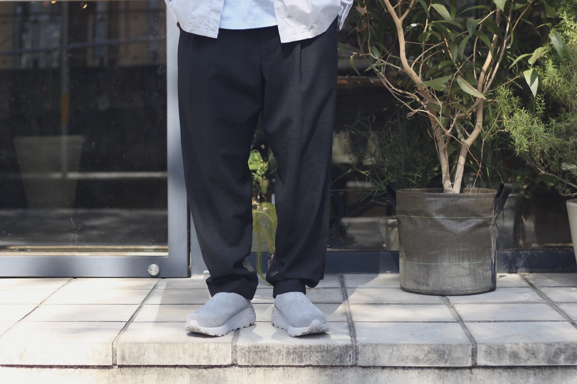 AURALEE - LIGHT NYLON ZIP SHIRTS: VIOLA STELLA men's blog AURALEE - LIGHT NYLON ZIP SHIRTS: VIOLA STELLA men's blog