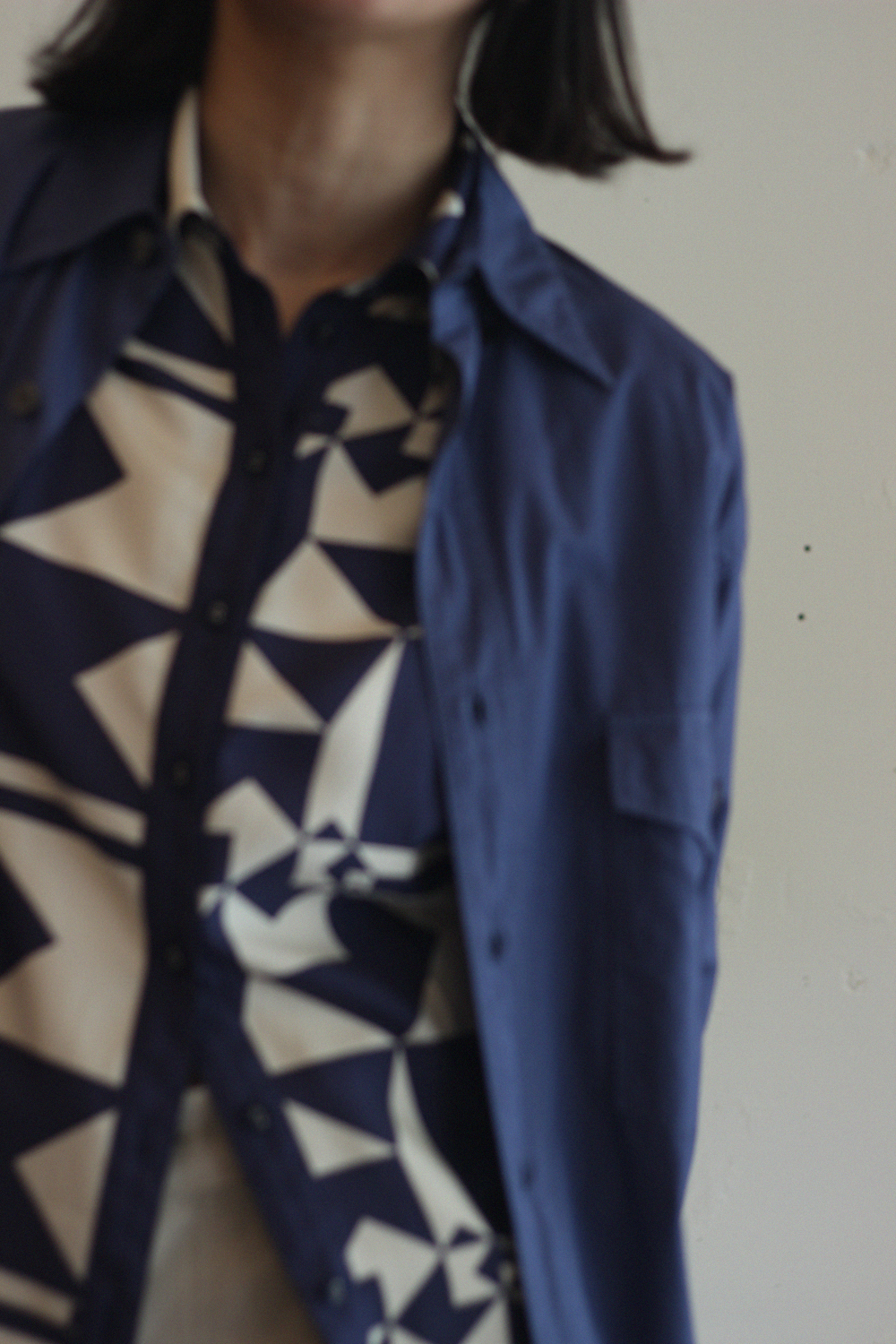 NICENESS - VINCENT (200/2ブロード製品染めドレスシャツ): VIOLA