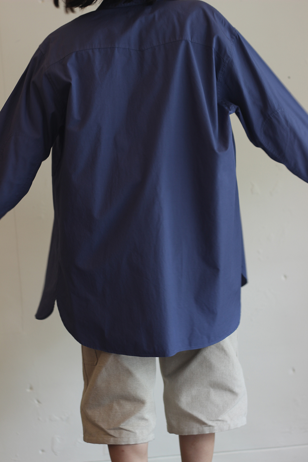 NICENESS - VINCENT (200/2ブロード製品染めドレスシャツ): VIOLA