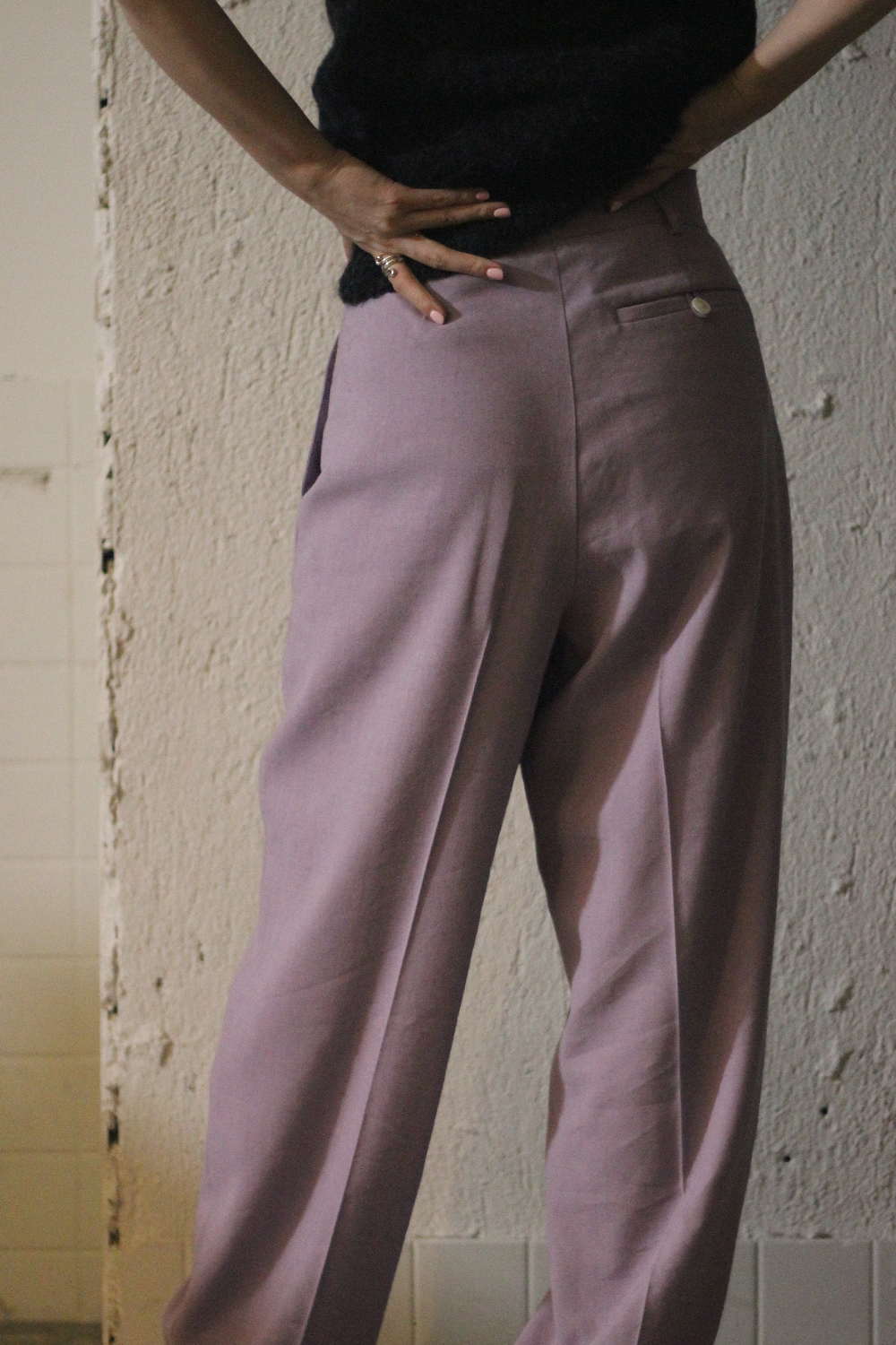 pelleq - TUCKED TROUSERS: VIOLA STELLA women's blog