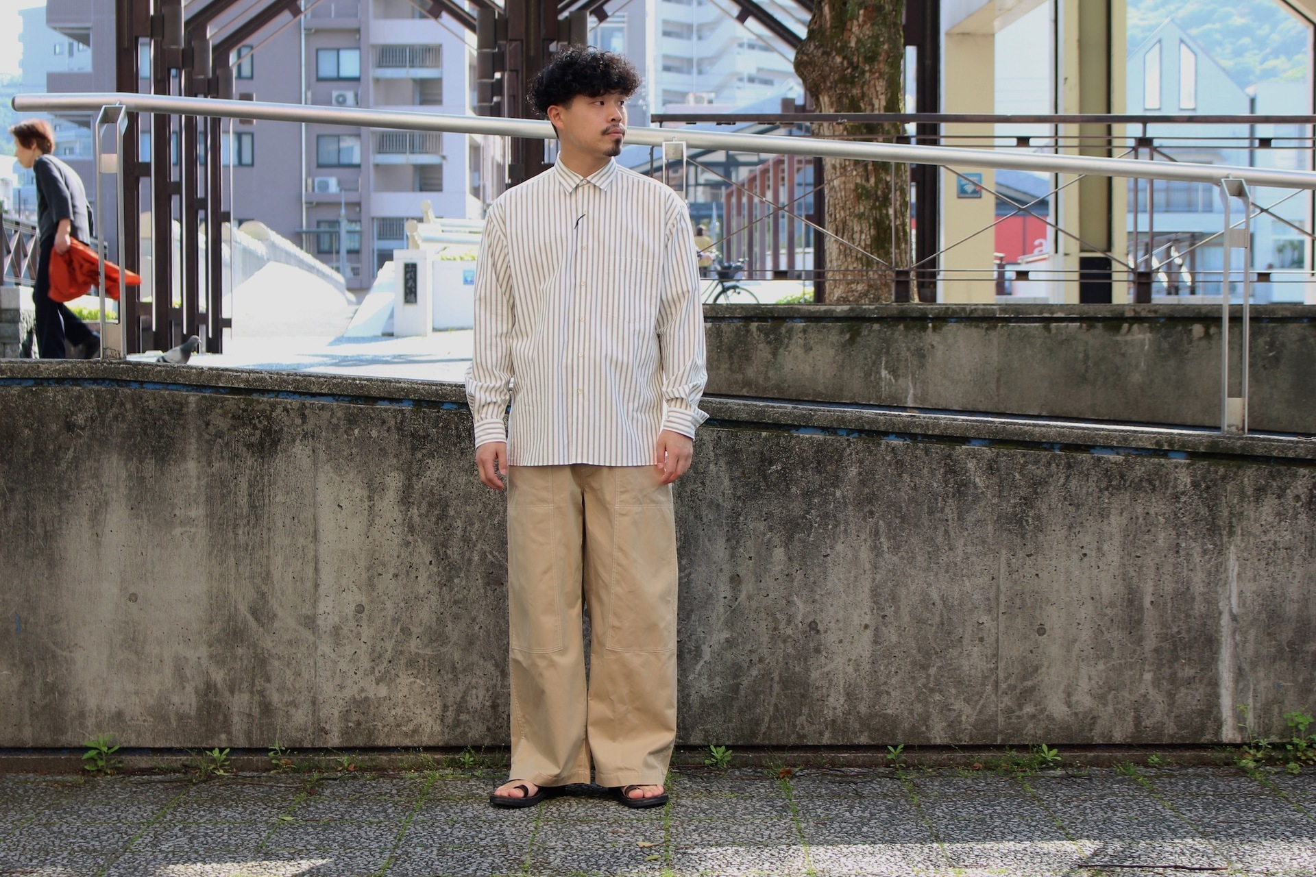 AURALEE WASHED FINX TWILL ストライプシャツ 5 - トップス