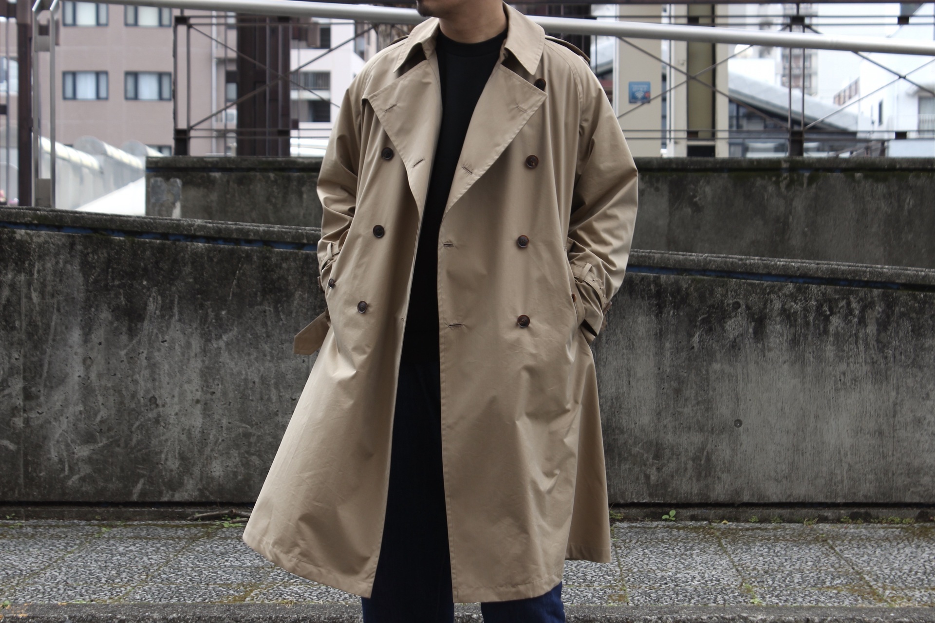 VIOLA STELLA men's blog: AURALEE - FINX POLYESTER BIG TRENCH COAT