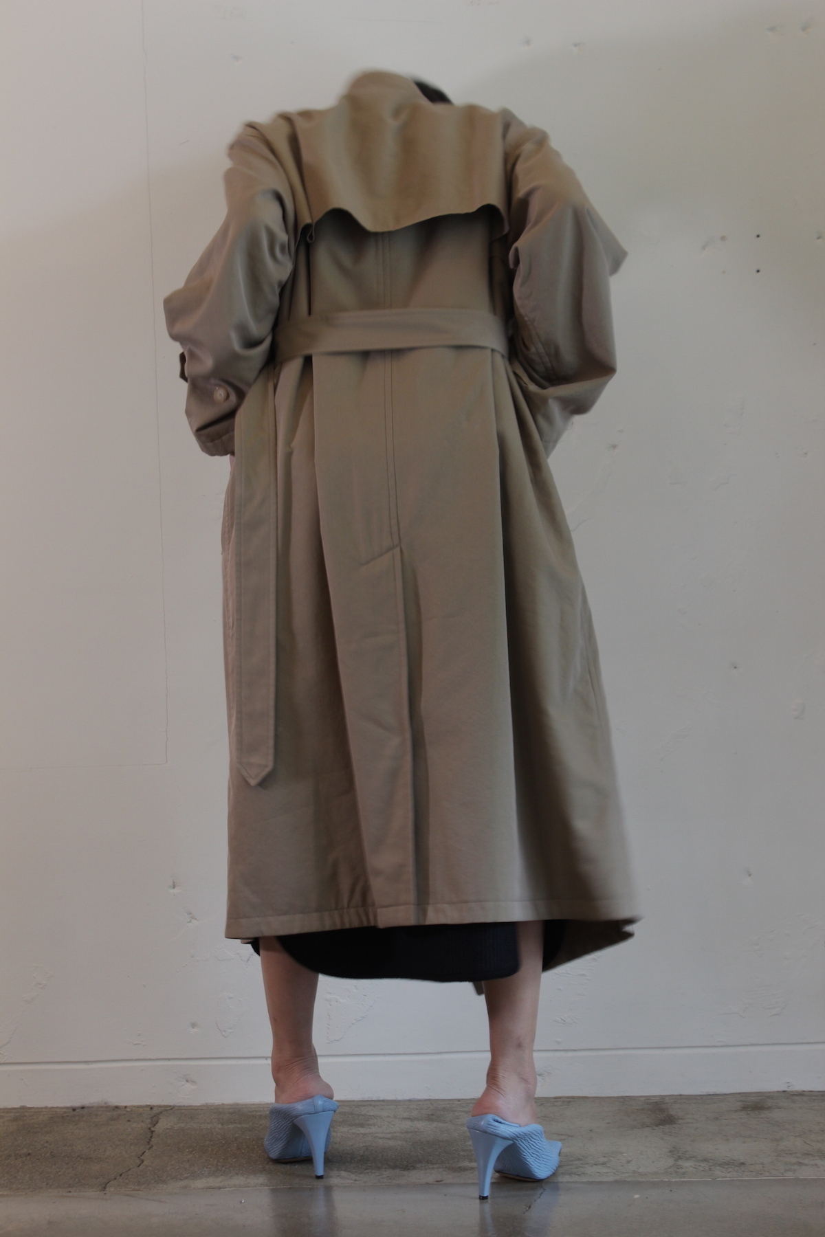 AURALEE - WASHED FINX CUPRO TWILL LONG COAT: VIOLA STELLA AURALEE - WASHED FINX CUPRO TWILL LONG COAT: VIOLA STELLA