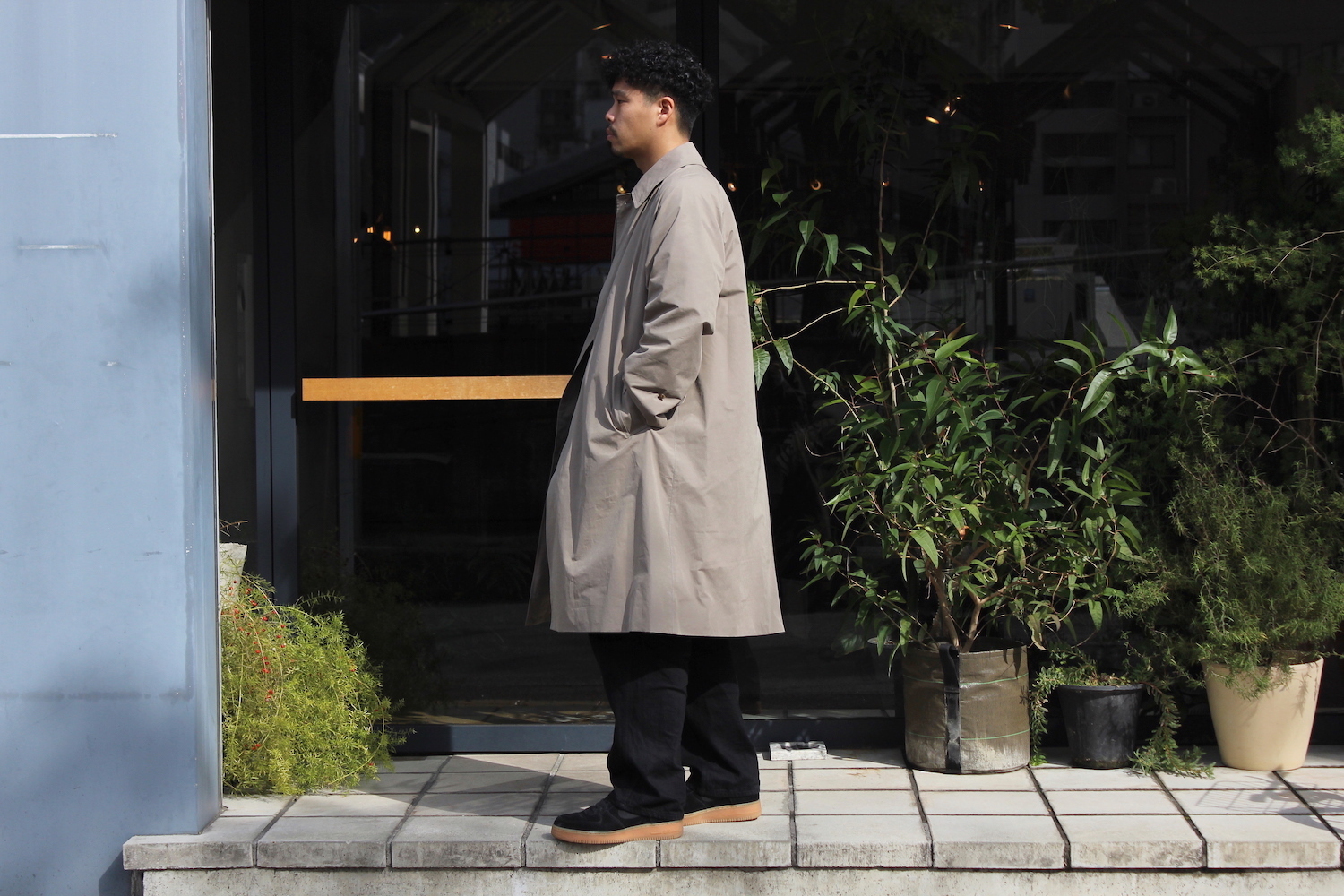 COMOLI - バルカラーコート: VIOLA STELLA men's blog