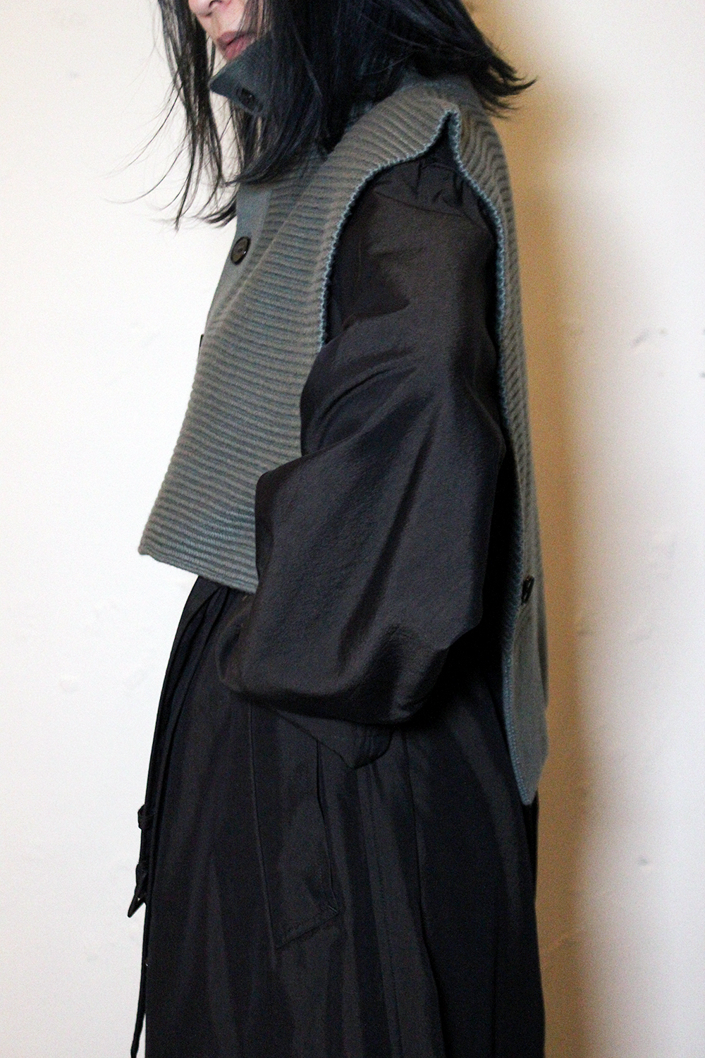 FUMIKA_UCHIDA - PULL HIGH-NECK BIB SWEATER: VIOLA STELLA women's blog